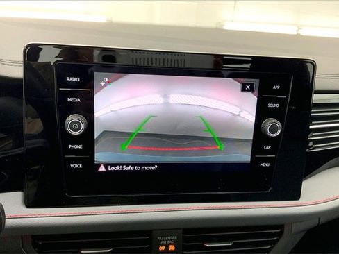 Certified 2025 Volkswagen Jetta GLI Autobahn image 21