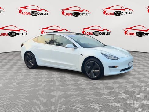 Used 2020 Tesla Model 3 Standard Range RWD image 2