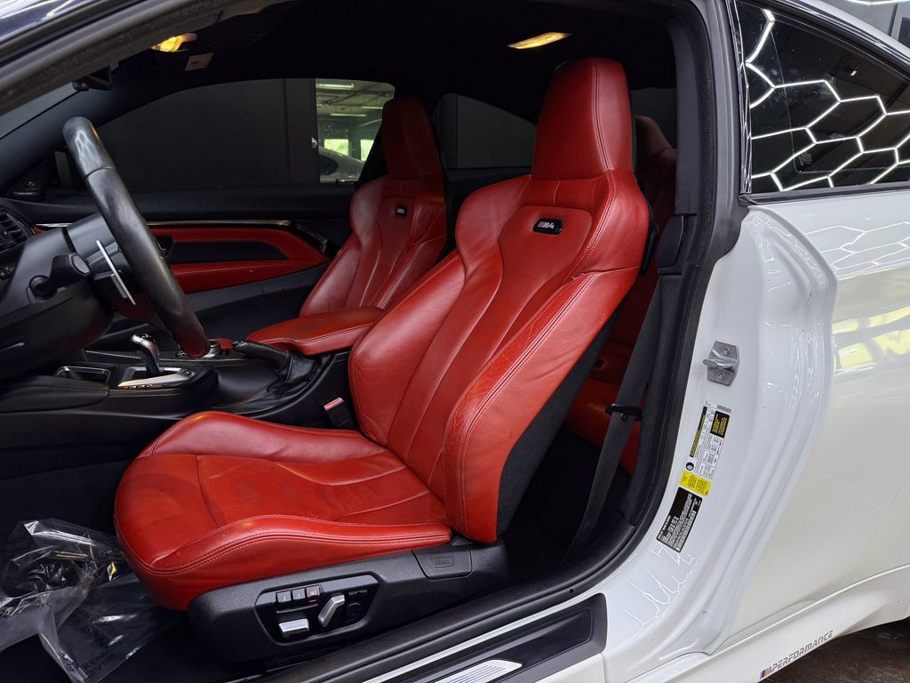 Used 2018 BMW M4 Coupe RWD image 14