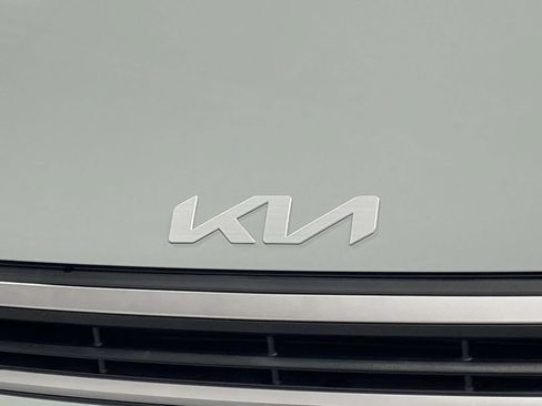 New 2026 Kia K4 FWD image 8