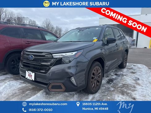 Used 2025 Subaru Forester Sport image 3