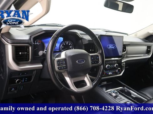 Used 2024 Ford Expedition XLT image 20
