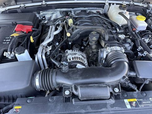 Used 2024 Jeep Wrangler Rubicon image 34