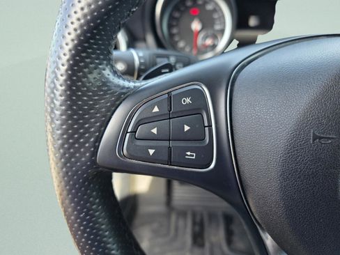 Used 2020 Mercedes-Benz GLA 250 GLA 250 image 33