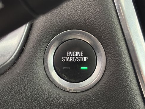 Certified 2023 Chevrolet Traverse RS image 34