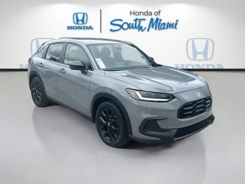 Used 2025 Honda HR-V Sport image 1