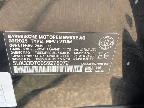 Used 2025 BMW X4 xDrive30i AWD/4WD image 28