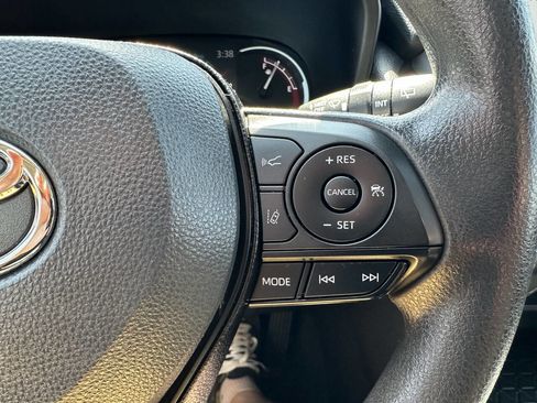 Used 2024 Toyota RAV4 XLE image 20