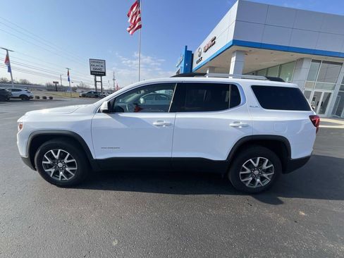 Used 2020 GMC Acadia SLE w/ Driver Convenience Package image 4
