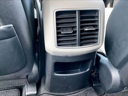 Used 2023 Kia Sportage EX AWD/4WD image 10