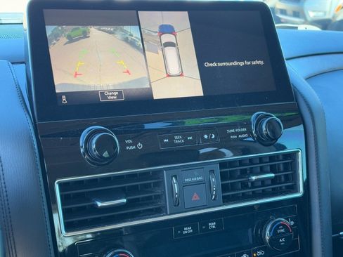 Used 2021 Nissan Armada SL w/ Captain's Chairs Package image 25