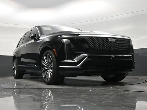 Used 2026 Cadillac Vistiq Premium Luxury AWD/4WD image 26