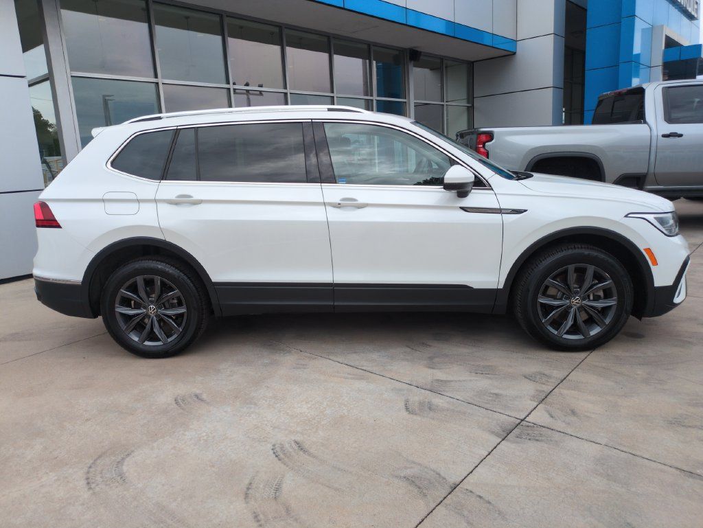 Used 2023 Volkswagen Tiguan SE FWD image 6