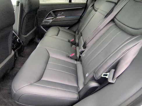 New 2026 Land Rover Range Rover SE image 20