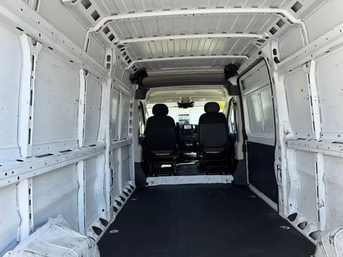 Used 2022 RAM ProMaster 2500 image 13