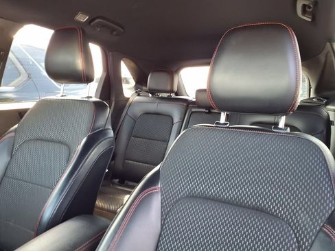 Used 2024 Ford Escape ST-Line w/ Tech Pack #1 FWD image 17