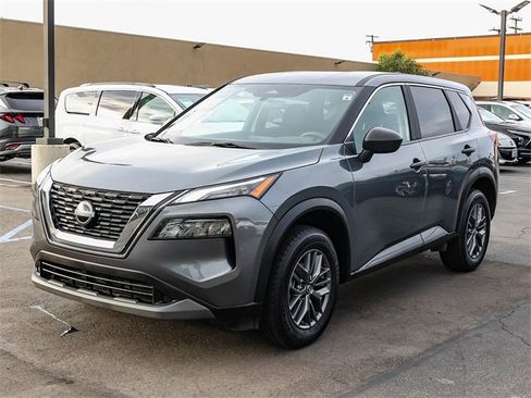 Used 2023 Nissan Rogue S image 3