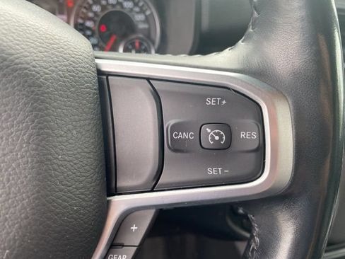 Used 2022 RAM 1500 Big Horn AWD/4WD image 2