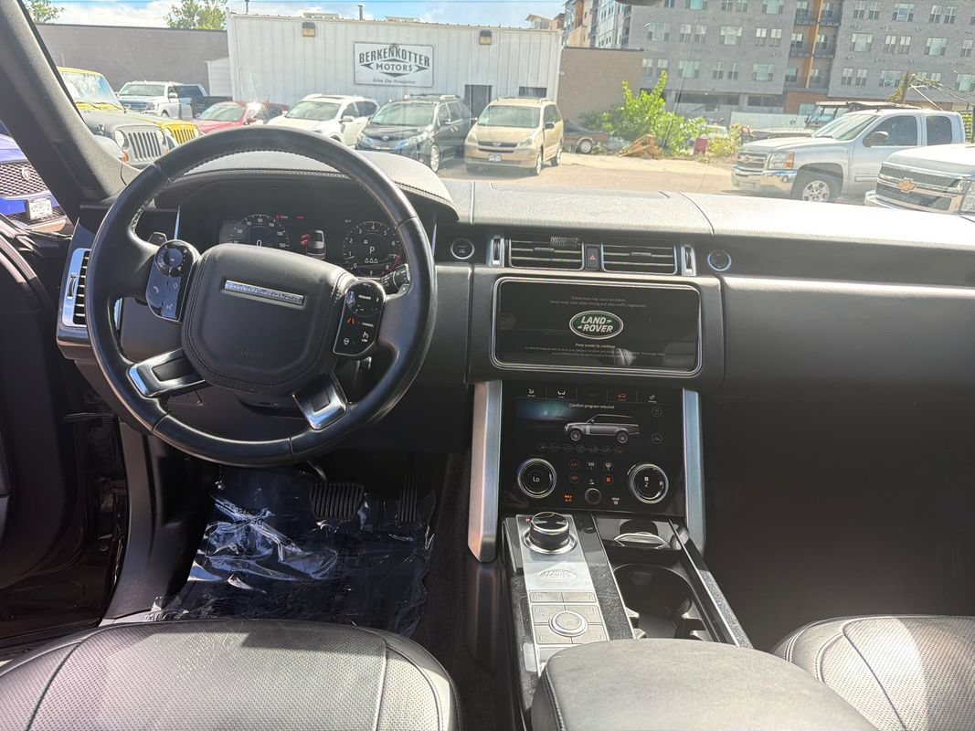 Used 2020 Land Rover Range Rover HSE AWD/4WD image 11