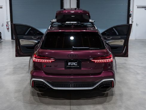 Used 2022 Audi RS 6 AWD/4WD image 42