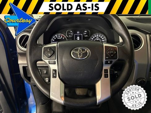 Used 2018 Toyota Tundra SR5 w/ SR5 Upgrade Package AWD/4WD image 19
