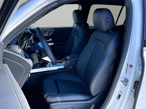 New 2026 Mercedes-Benz GLB 250 4MATIC image 12
