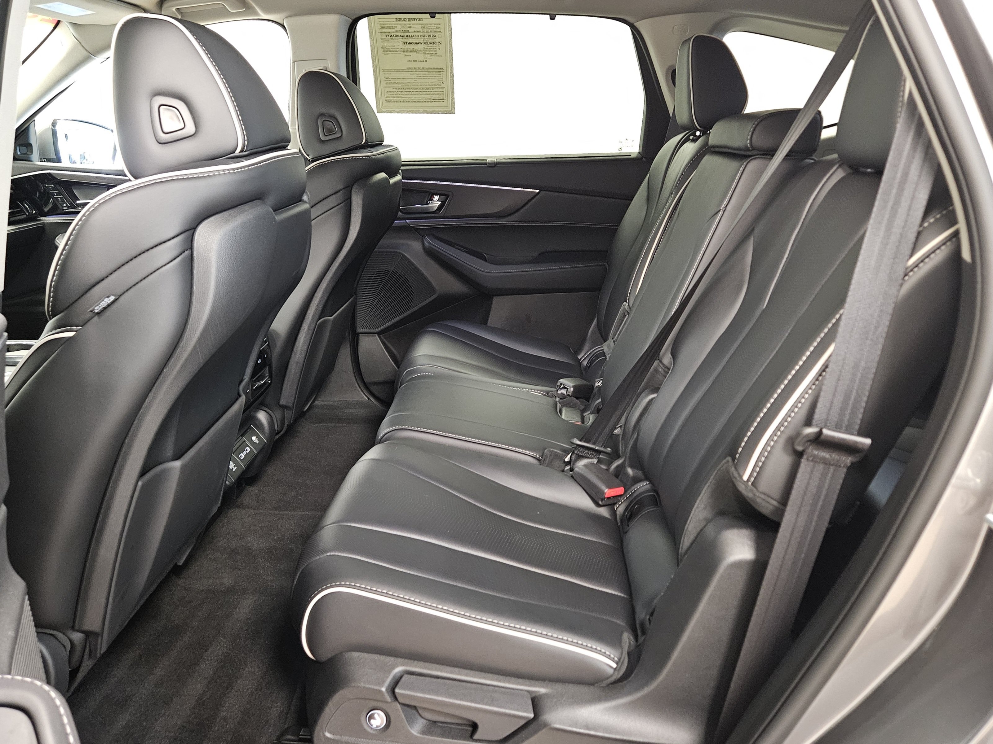 Used 2024 Acura MDX w/ Advance Package AWD/4WD image 9