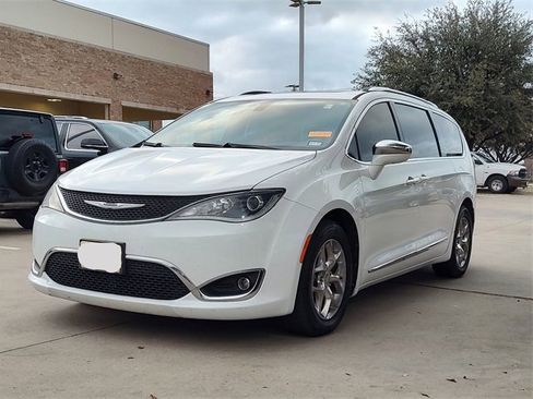 Certified 2019 Chrysler Pacifica Limited image 10