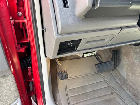 Used 1993 Chevrolet Silverado 1500 2WD Regular Cab image 20