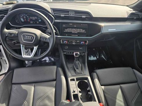 Certified 2024 Audi Q3 2.0T Premium Plus image 22