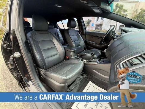 Used 2017 Kia Forte SX FWD image 28