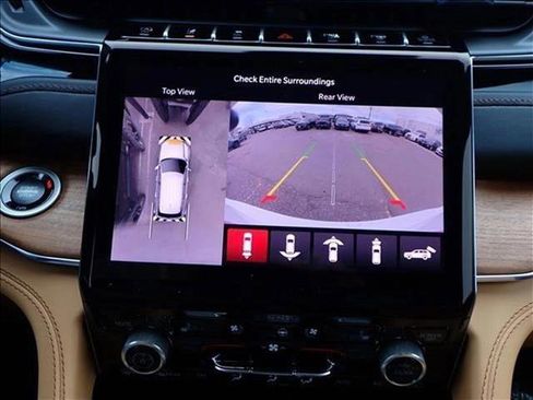 New 2025 Jeep Grand Cherokee L Summit image 19