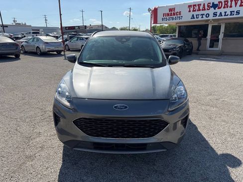 Used 2021 Ford Escape SEL w/ Technology Package FWD image 3