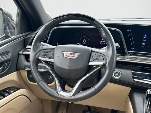 Certified 2024 Cadillac Escalade Premium Luxury image 6