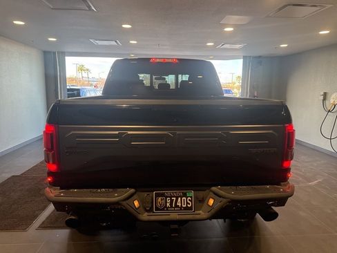 Used 2017 Ford F150 Raptor w/ Equipment Group 802A Luxury image 8