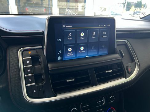 Used 2022 Chevrolet Tahoe RST w/ Luxury Package AWD/4WD image 13