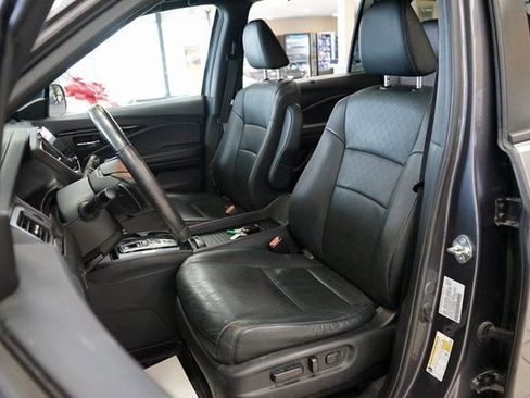 Used 2020 Honda Passport Touring image 2
