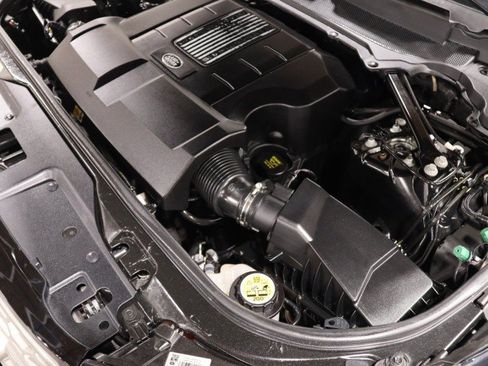 Used 2020 Land Rover Discovery HSE AWD/4WD image 16