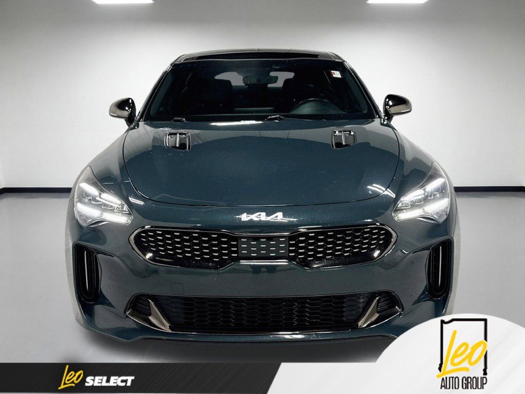 Used 2022 Kia Stinger GT-Line w/ Sun & Sound Package AWD/4WD image 2
