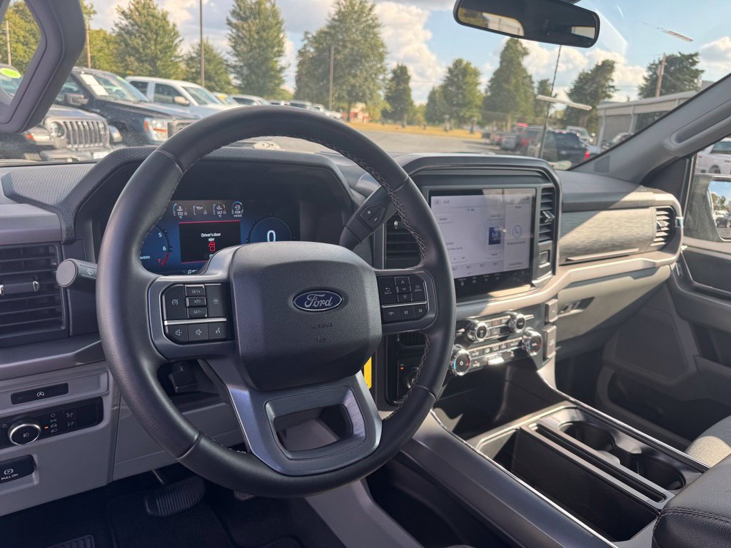 Used 2025 Ford F150 XLT w/ Equipment Group 301A Standard AWD/4WD image 7