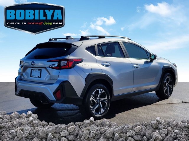 Used 2025 Subaru Crosstrek 2.5i Premium AWD/4WD image 3