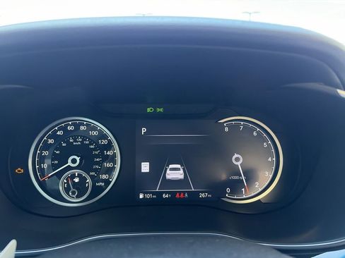 New 2026 Genesis G70 2.5T AWD/4WD image 10