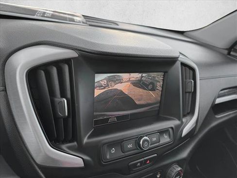 Used 2024 GMC Terrain SLE image 13