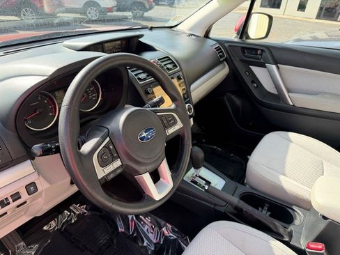 Used 2017 Subaru Forester 2.5i Premium w/ All-Weather Package AWD/4WD image 28