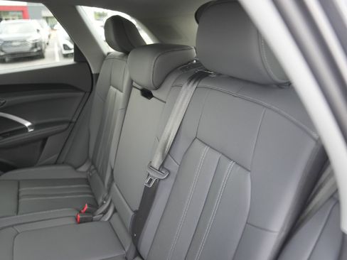 New 2025 Audi Q5 Premium image 20