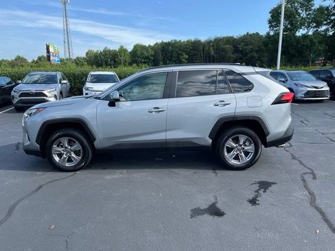 Used 2024 Toyota RAV4 XLE FWD image 12