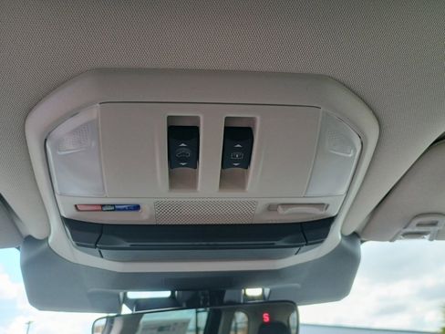 New 2026 Subaru Ascent Limited image 25