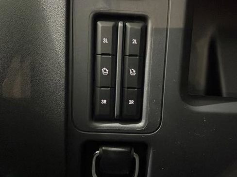 Used 2025 Lincoln Navigator L Reserve AWD/4WD image 35
