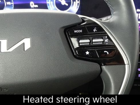 Certified 2023 Kia Niro Wave image 28