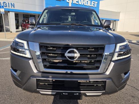 Used 2024 Nissan Armada SL w/ Captain's Chairs Package AWD/4WD image 8